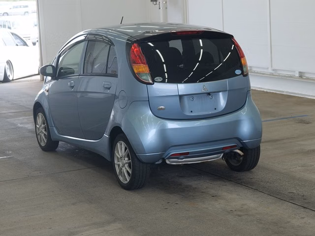 MITSUBISHI I