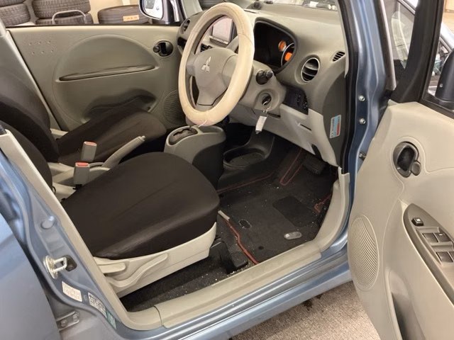 MITSUBISHI I