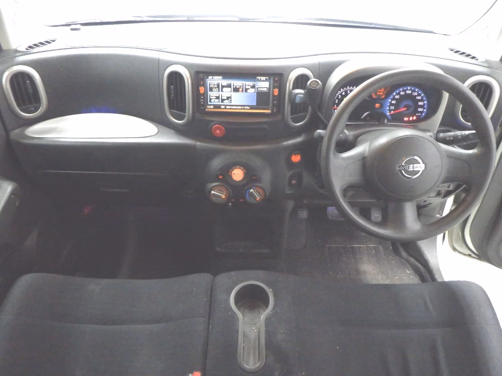 NISSAN CUBE