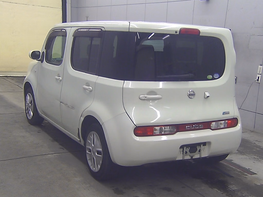 NISSAN CUBE