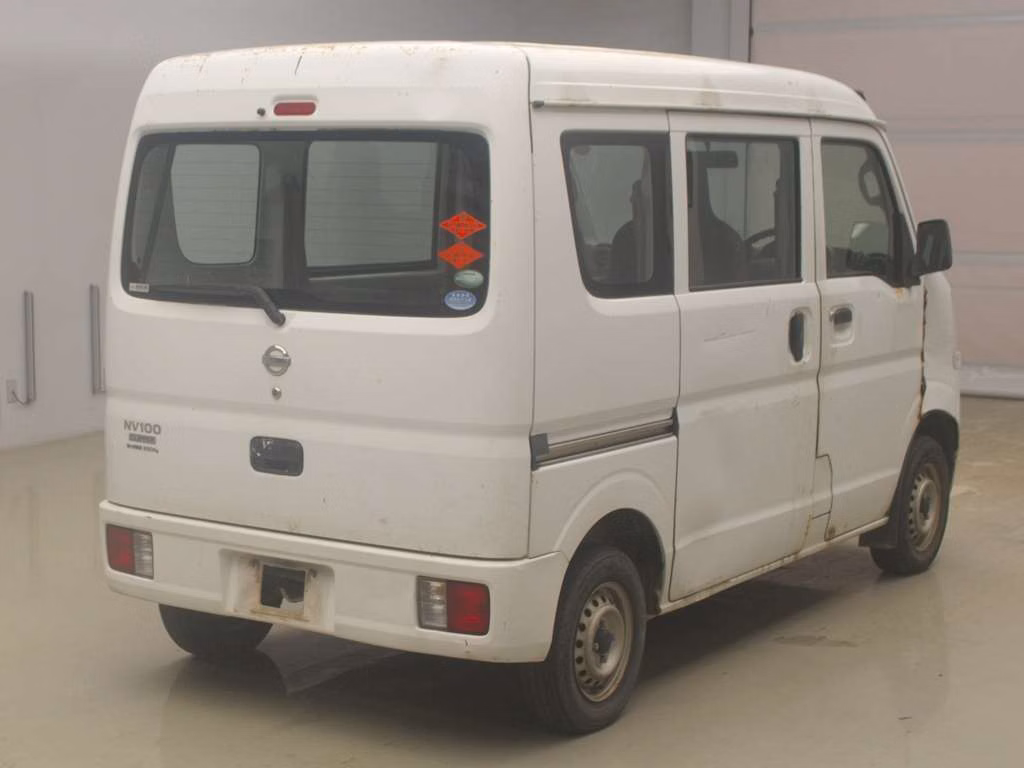 NISSAN NV100 CLIPPER
