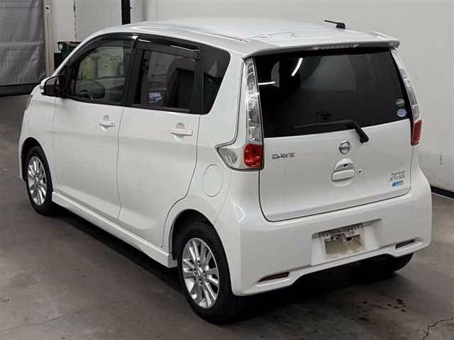 NISSAN DAYZ
