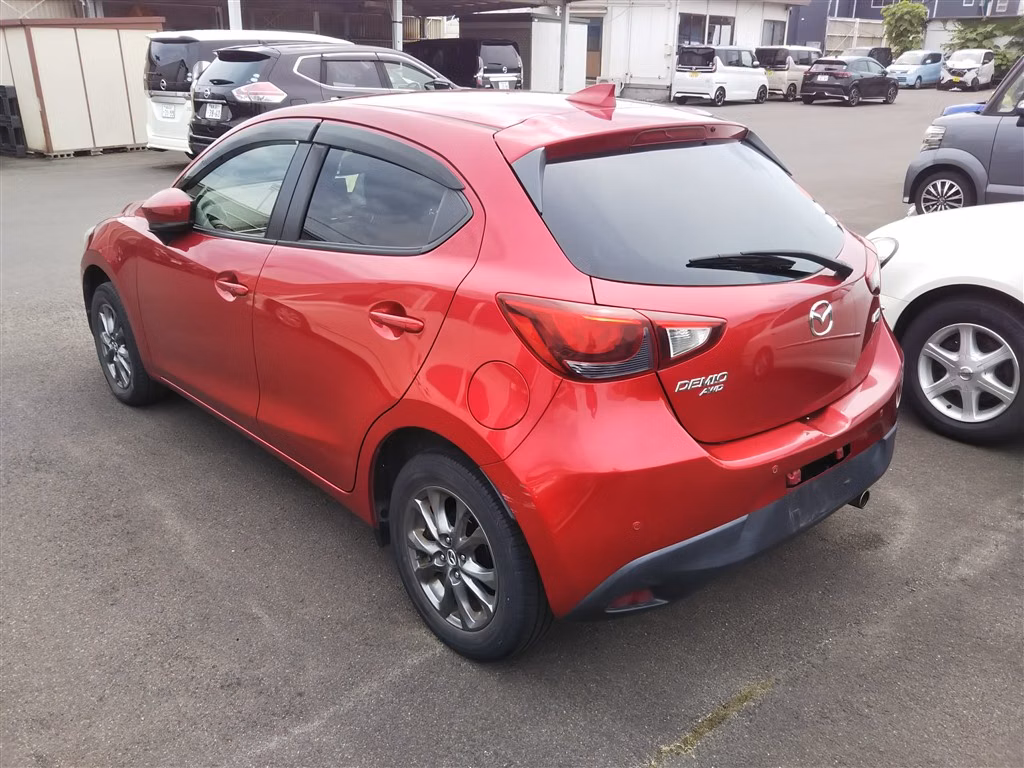 MAZDA DEMIO