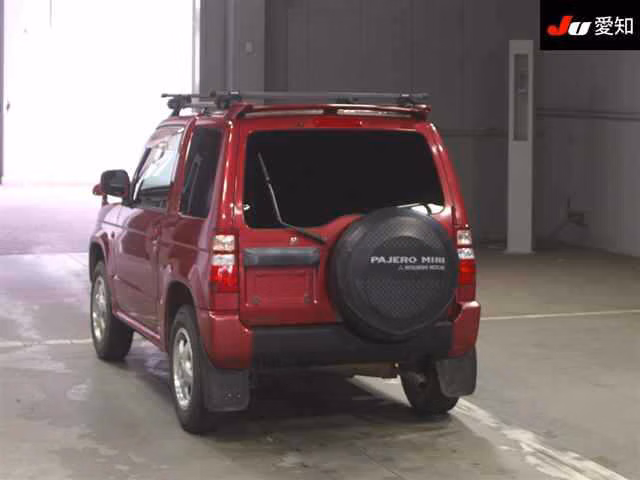 MITSUBISHI PAJERO MINI