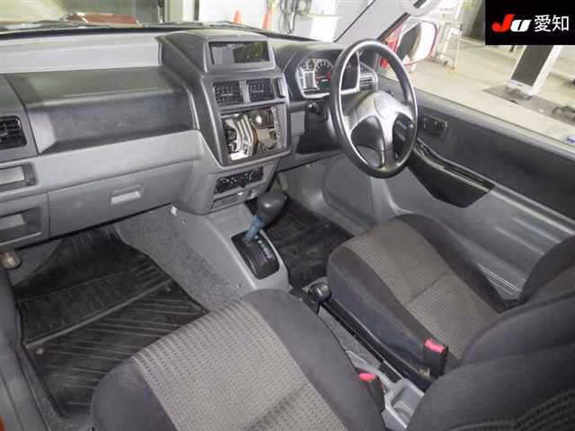 MITSUBISHI PAJERO MINI