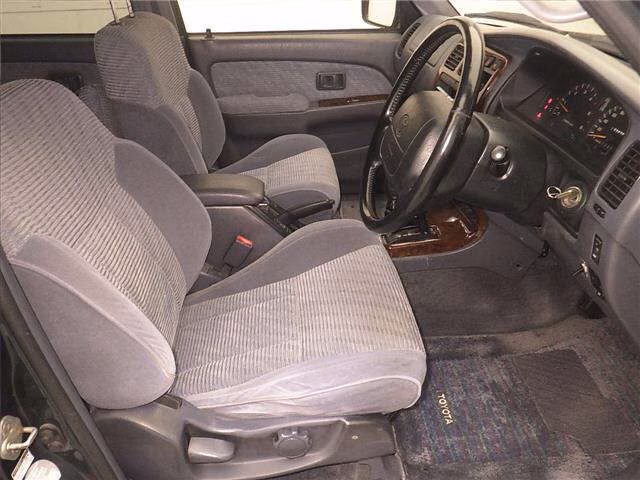 TOYOTA HILUX SURF