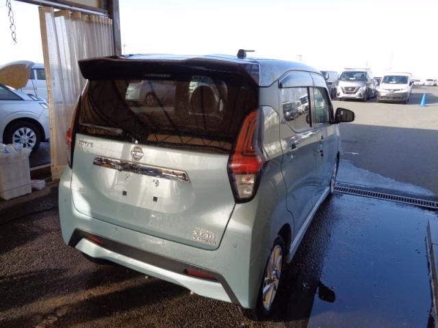 NISSAN DAYZ