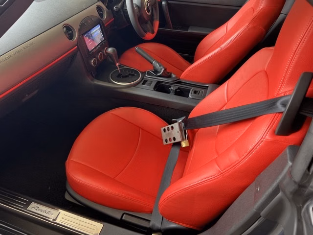 MAZDA ROADSTER