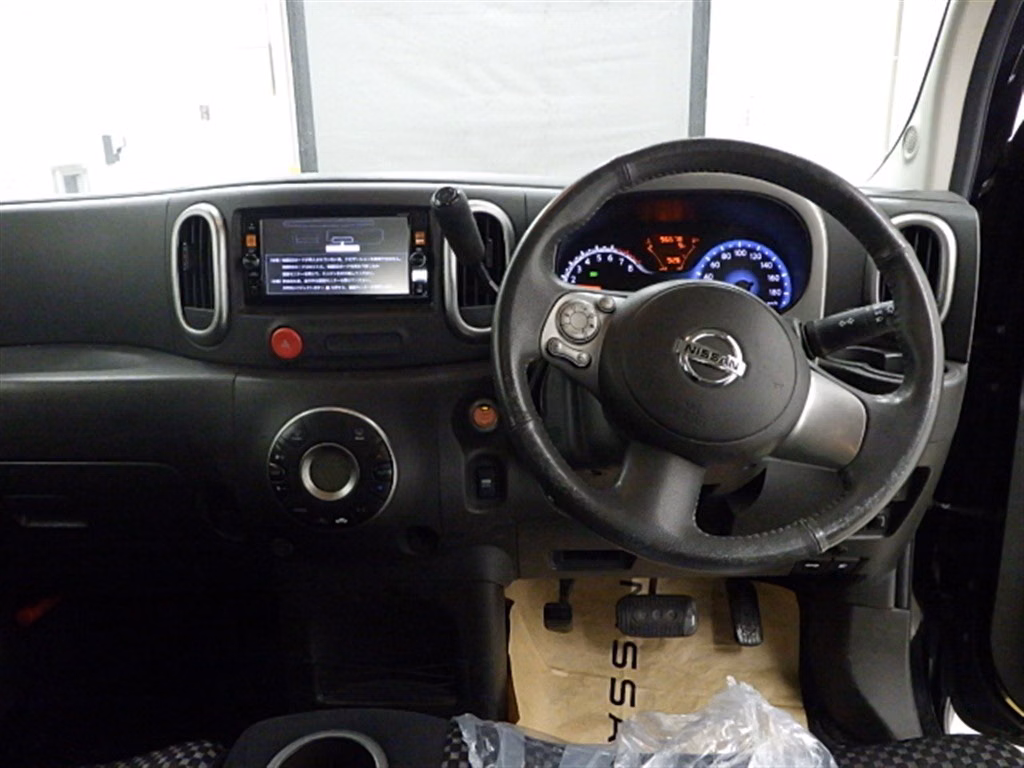 NISSAN CUBE