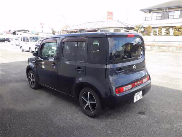 NISSAN CUBE
