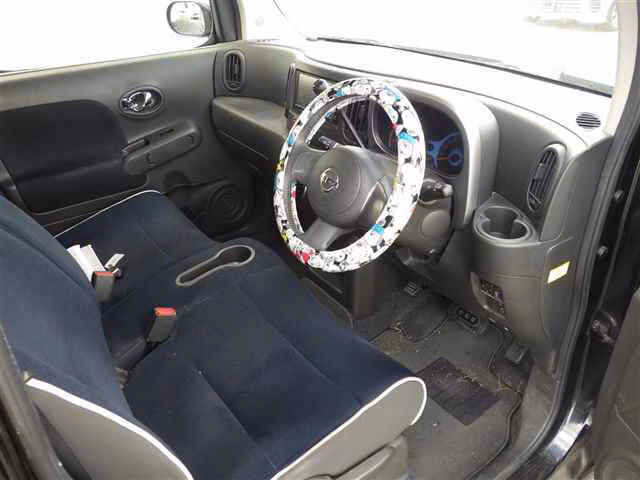 NISSAN CUBE