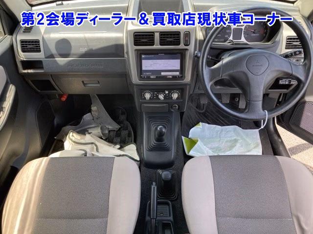MITSUBISHI PAJERO MINI