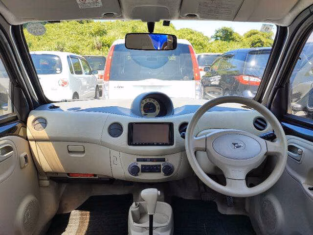 DAIHATSU ESSE