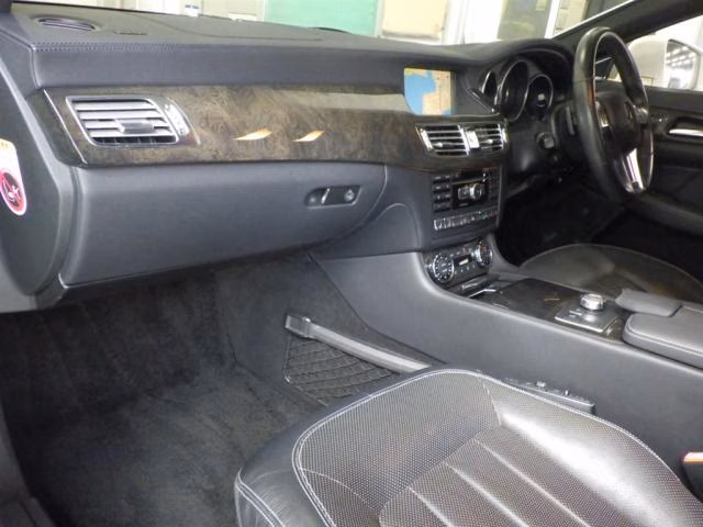 MERCEDES-BENZ CLS-CLASS