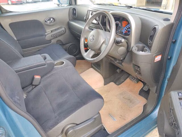 NISSAN CUBE