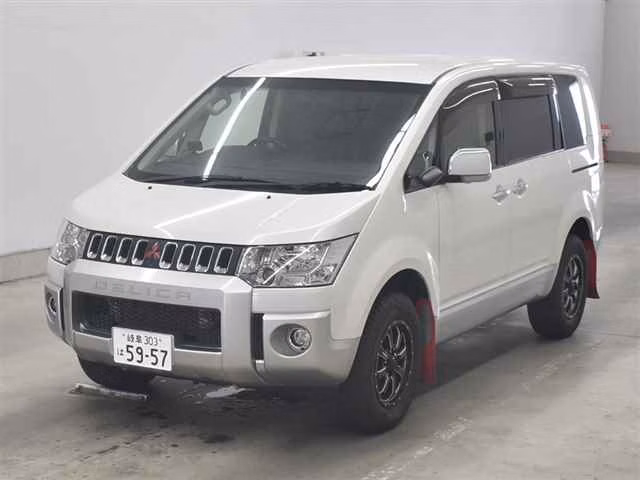 MITSUBISHI DELICA D:5