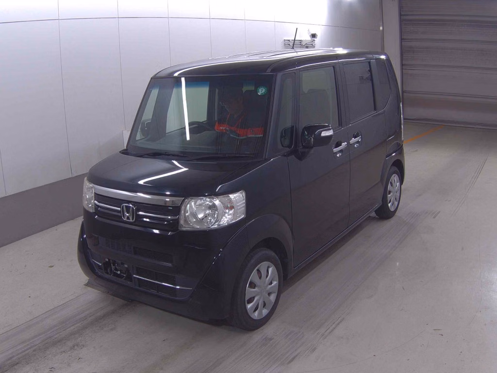 HONDA N-BOX