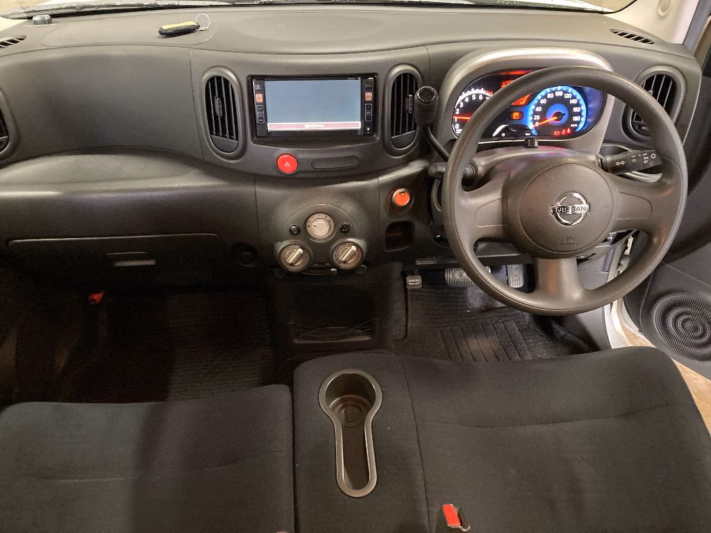 NISSAN CUBE