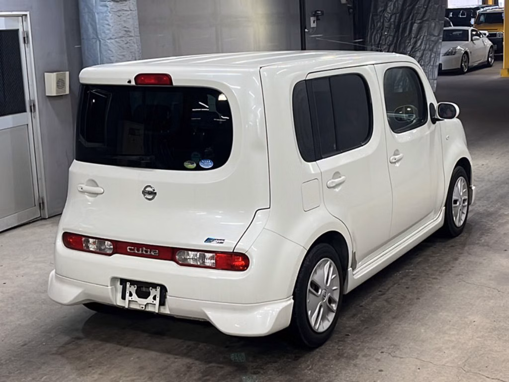 NISSAN CUBE