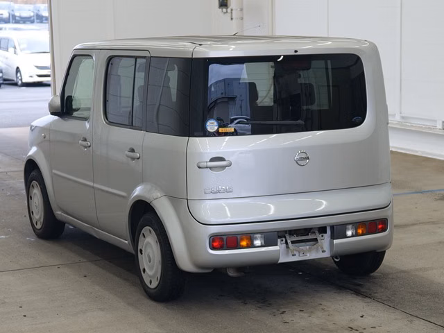 NISSAN CUBE
