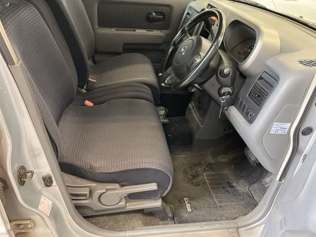 NISSAN CUBE