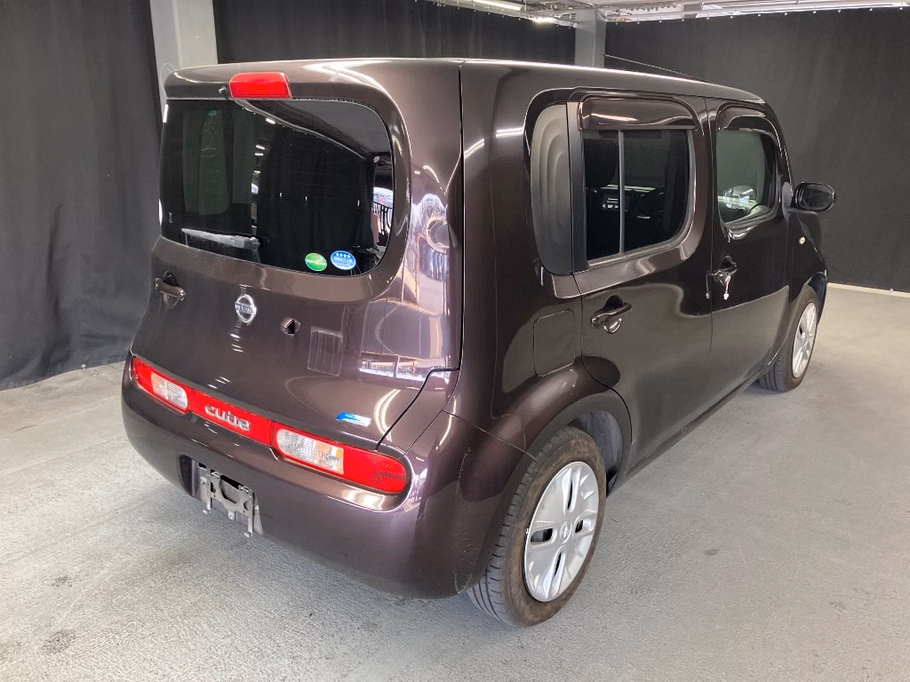NISSAN CUBE