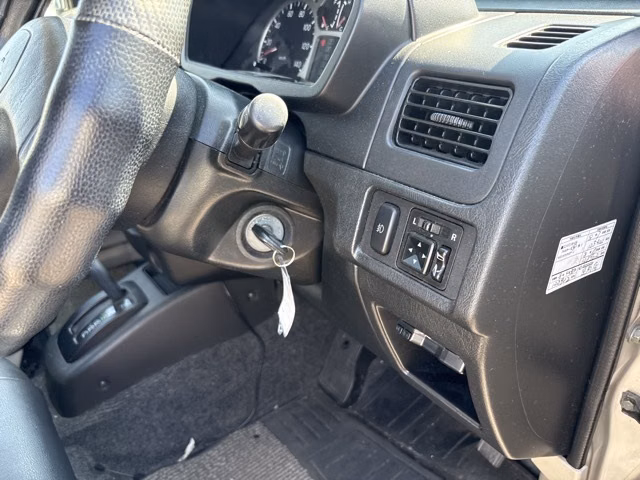 MITSUBISHI PAJERO MINI