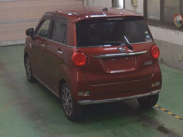DAIHATSU CAST