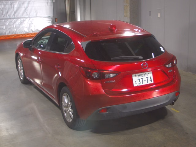 MAZDA AXELA
