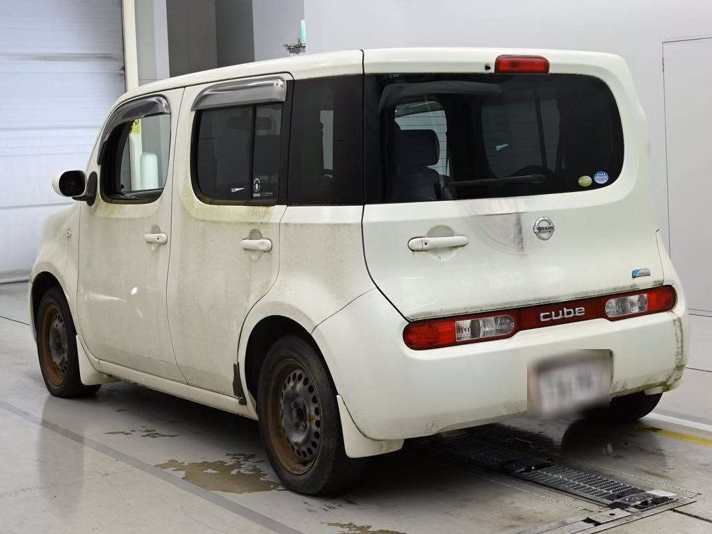 NISSAN CUBE