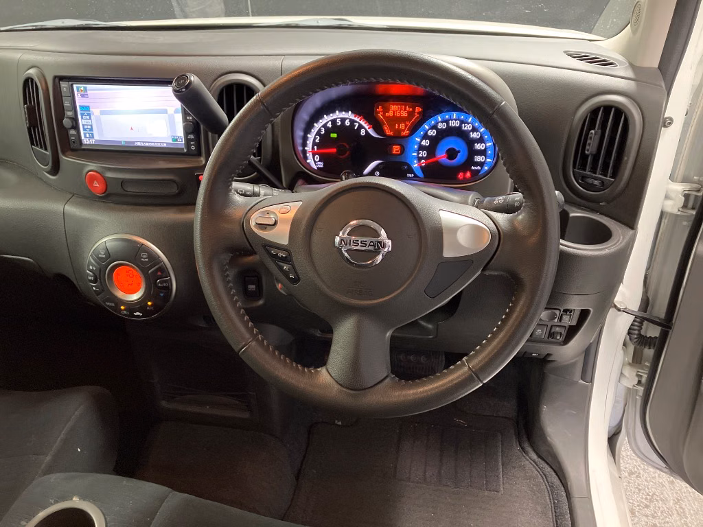 NISSAN CUBE