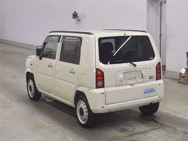 DAIHATSU NAKED