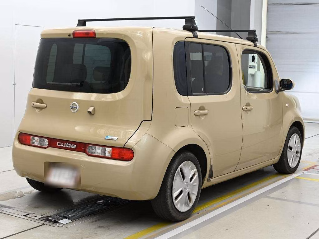 NISSAN CUBE