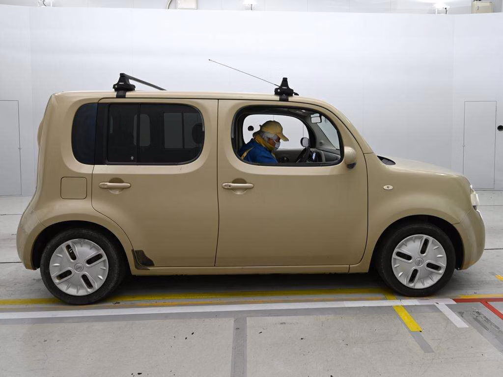 NISSAN CUBE