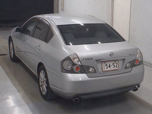 NISSAN FUGA