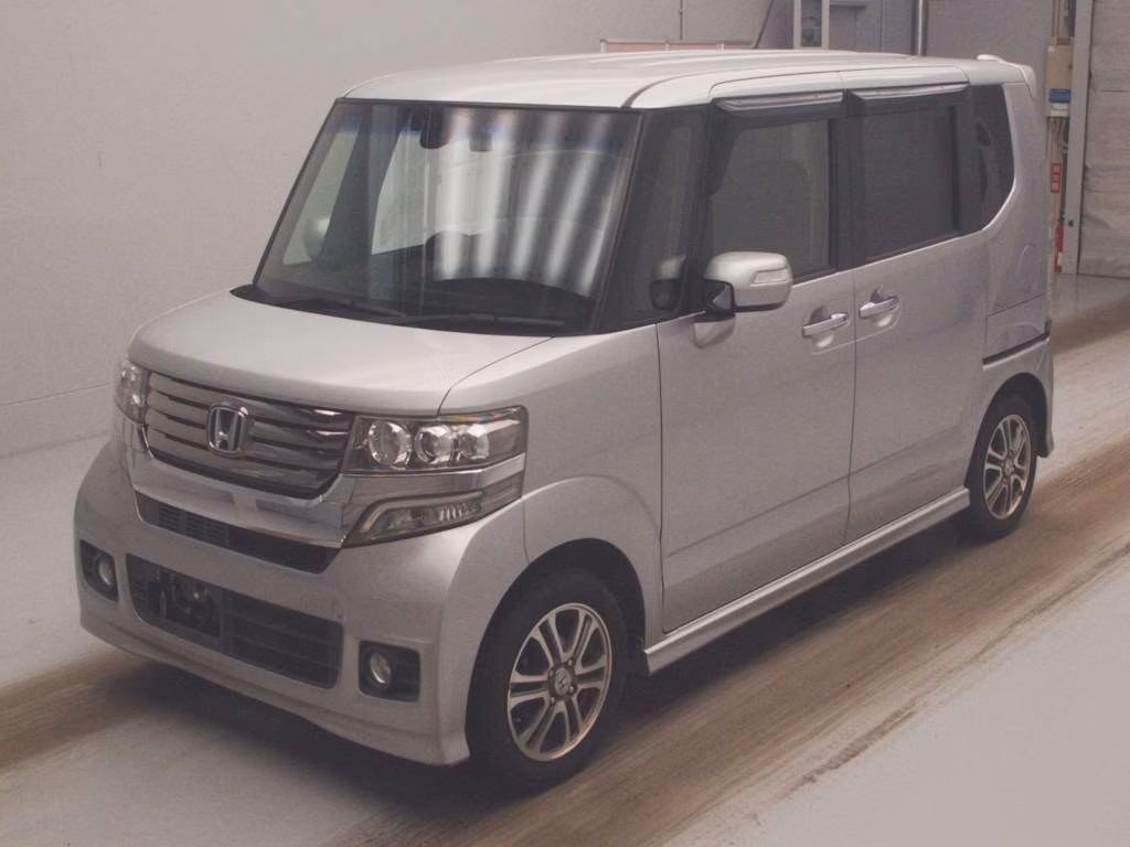 HONDA N-BOX