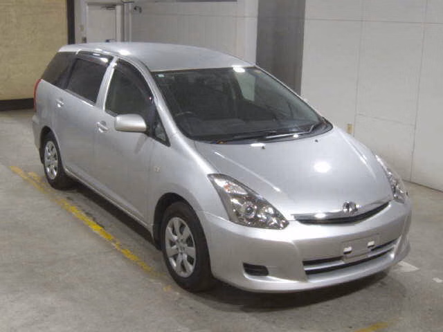 TOYOTA WISH