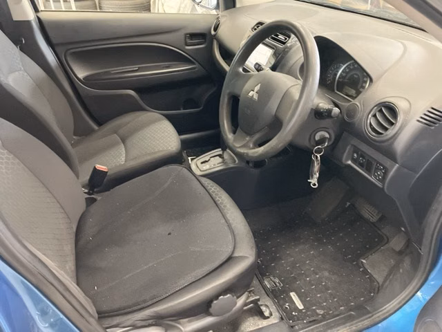 MITSUBISHI MIRAGE