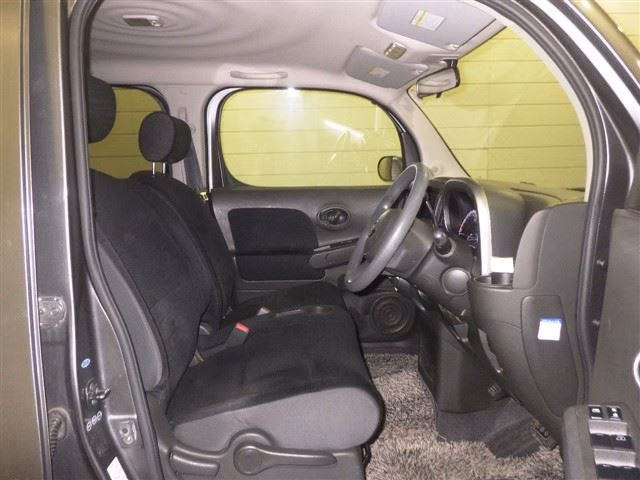 NISSAN CUBE
