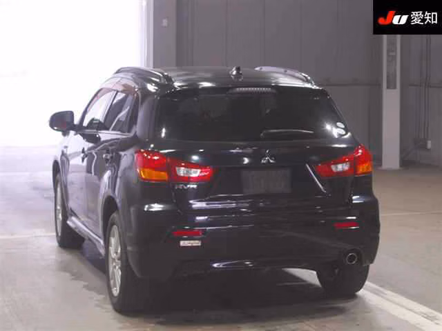 MITSUBISHI RVR