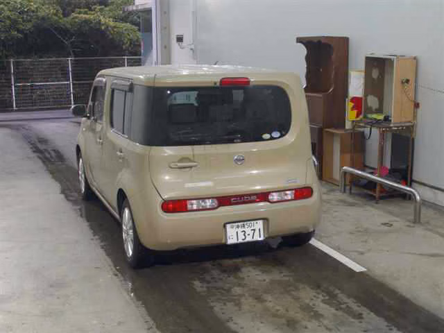 NISSAN CUBE