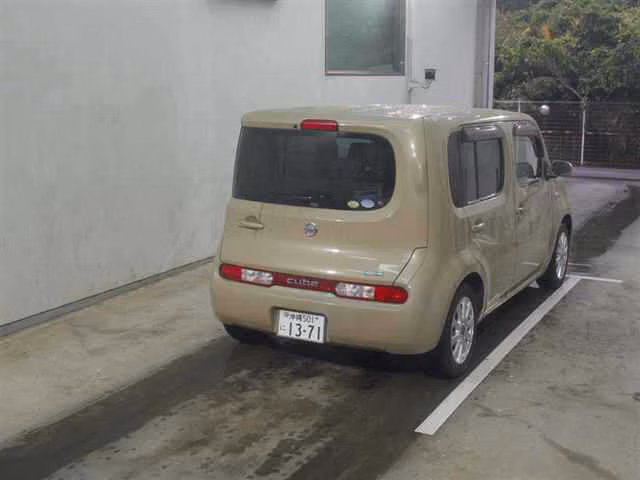 NISSAN CUBE