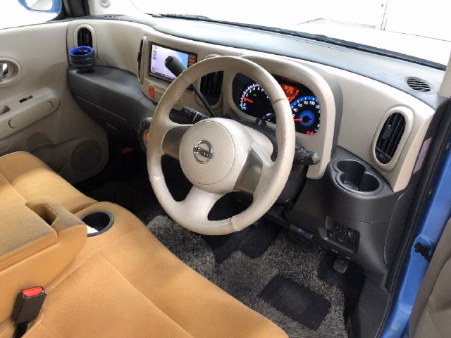 NISSAN CUBE