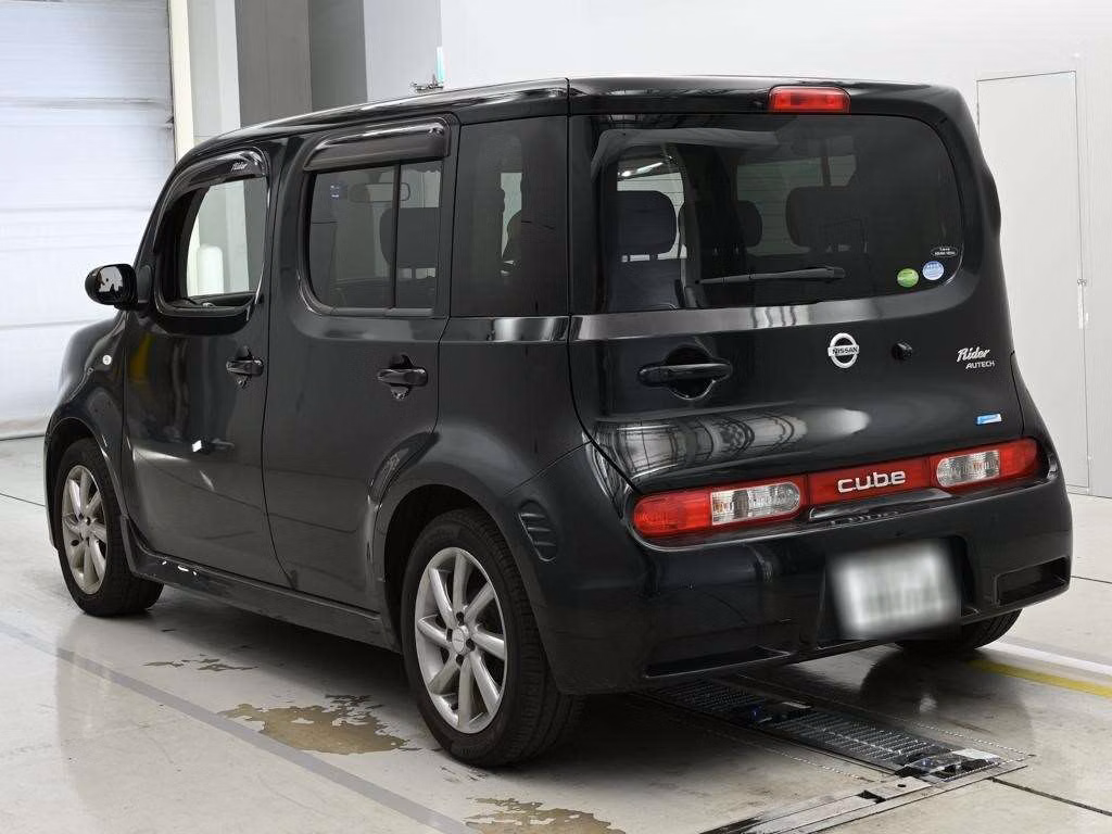 NISSAN CUBE