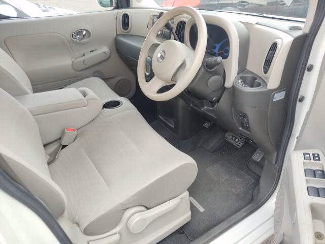NISSAN CUBE