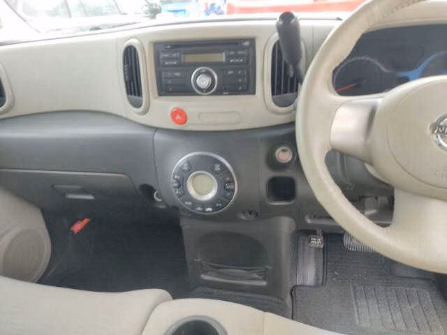 NISSAN CUBE