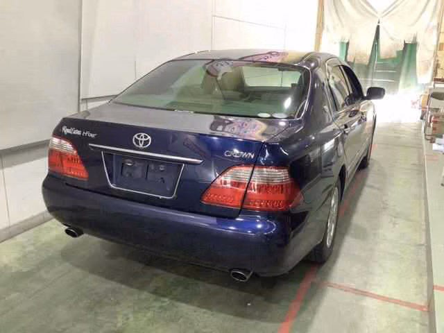 TOYOTA CROWN