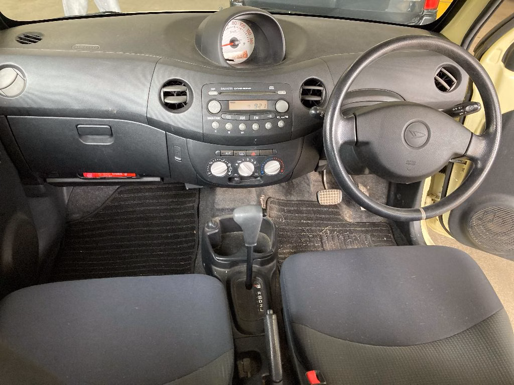 DAIHATSU ESSE