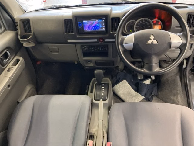 MITSUBISHI MINICAB