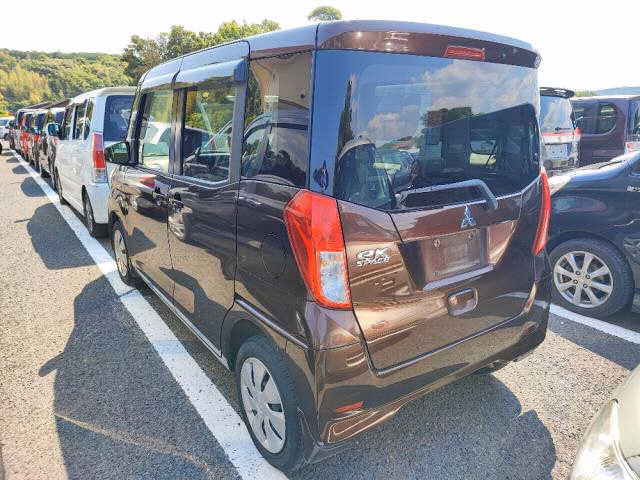 MITSUBISHI EK SPACE